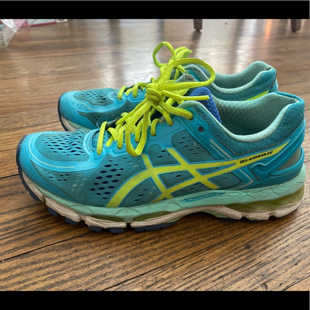 🧚🏼‍♀️ ASICS running Gel Kayano 22 🧚🏼‍♀️ 3/$15